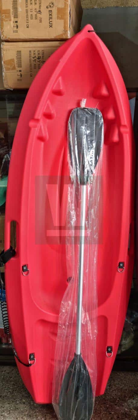 LOTE 01 - KAYAK 1.80 MTS ROJO CON REMO