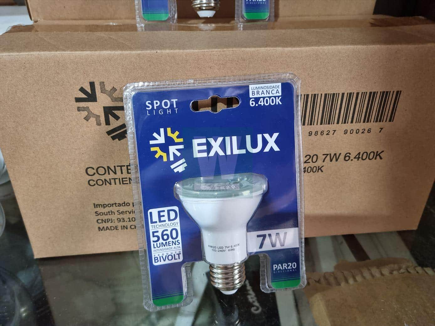 LOTE 52 - LAMPARAS LED DIRECCIONALES DE 7 WATTS LUZ FRÍA