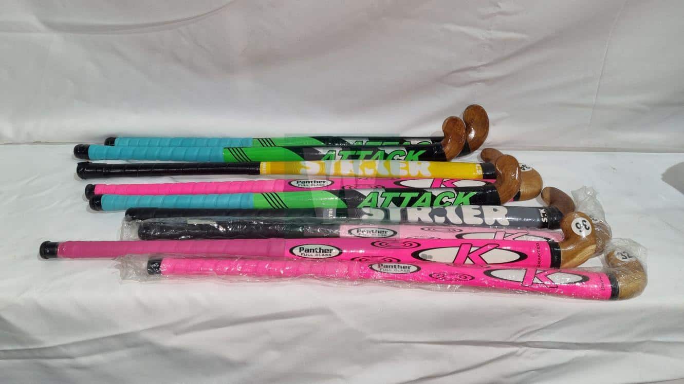 LOTE 047 PALOS DE HOCKEY 9